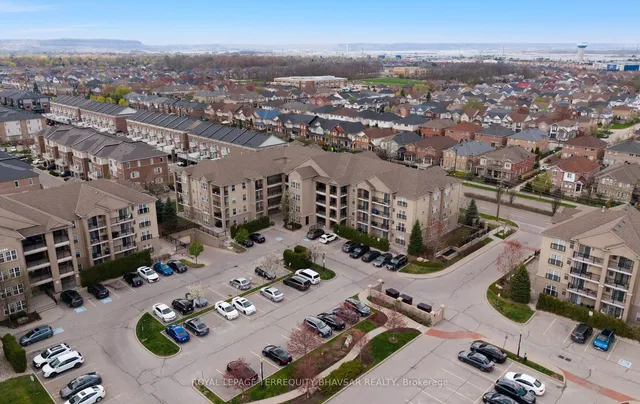 Additional image 34 of 1340 Main St Unit 202