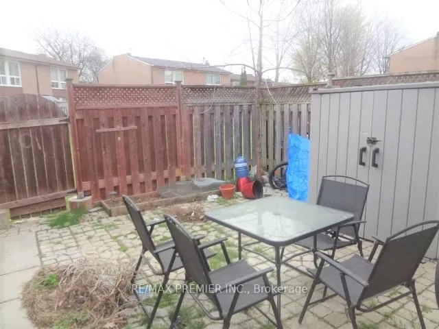 Additional image 26 of 246 John Garland Blvd Unit 43