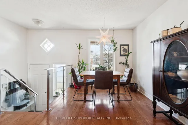 Additional image 8 of 122 Strachan Ave Unit 1