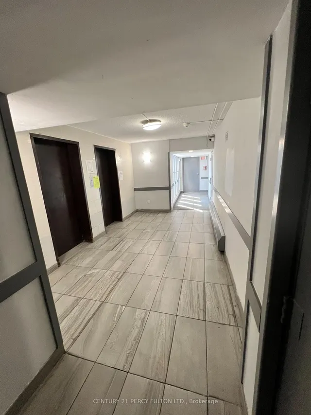 Additional image 2 of 4645 Jane St Unit 828