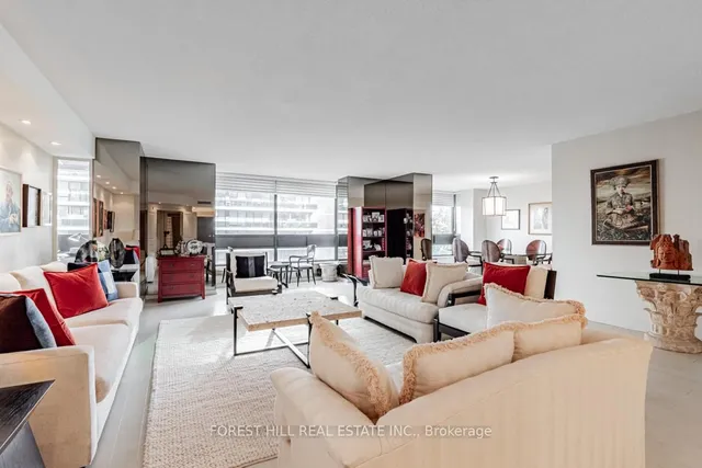 Additional image 5 of 55 Prince Arthur Ave Unit 901