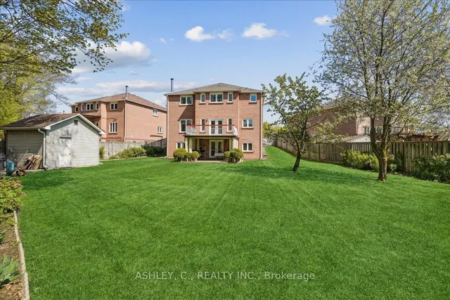 Additional image 4 of 711 Esprit Cres