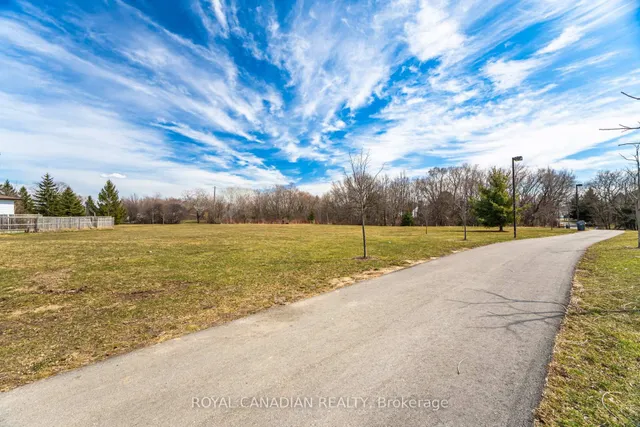 Additional image 36 of 3087 Redbank Cres