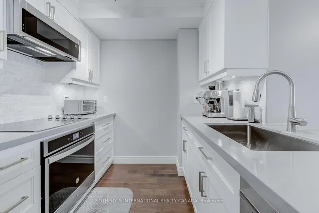 Additional image 12 of 10 Yonge St Unit 2608