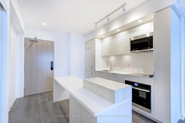 Additional image 6 of 370 MARTHA St Unit 506