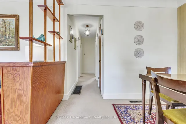 Additional image 22 of 1060 Brook View Ave