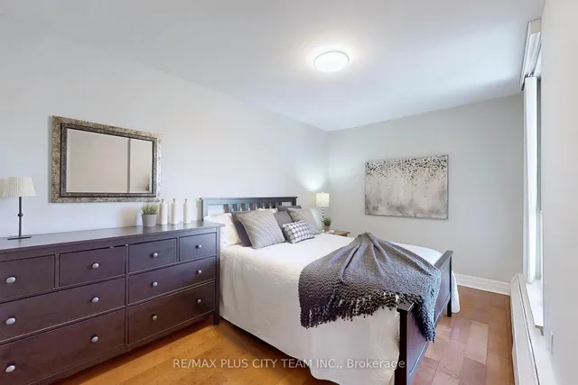 Additional image 20 of 35 Ormskirk Ave Unit 215