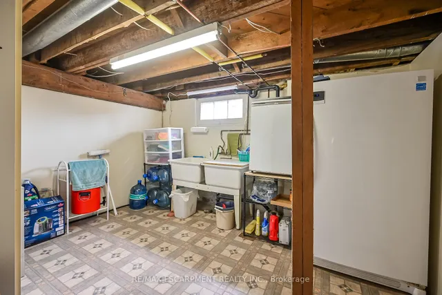 Additional image 32 of 2352 BRINELL Ave