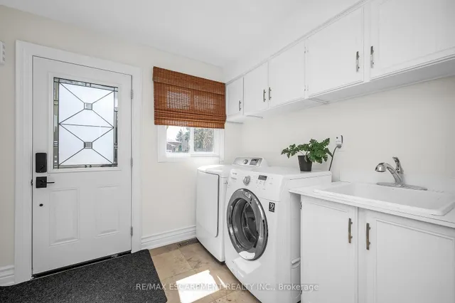 Additional image 14 of 2728 Guilford Cres