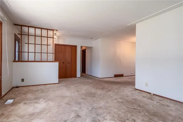 Additional image 16 of 318 Greenbrook Dr