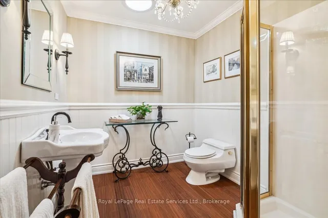 Additional image 26 of 246 Albion Ave