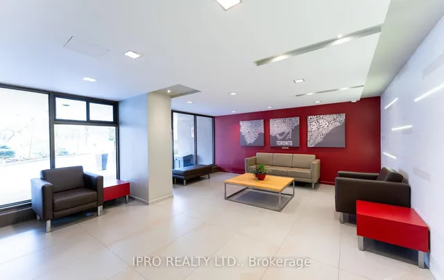 Additional image 43 of 60 Southport St Unit 414