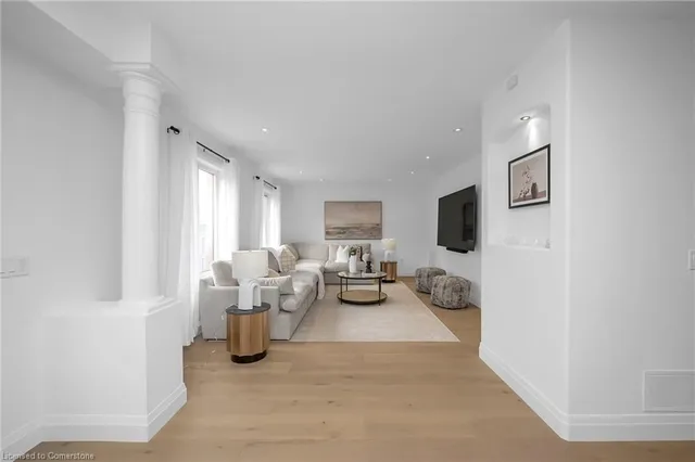 Additional image 22 of 11 Eric Burke Crt