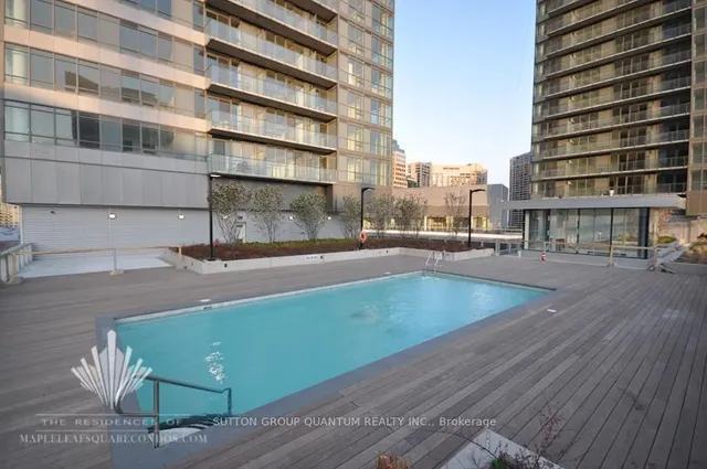 Additional image 38 of 65 Bremner Blvd Unit 2601