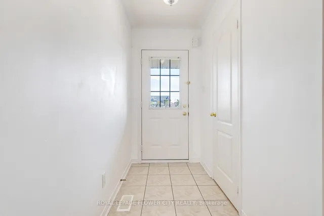 Additional image 4 of 770 Othello Crt Unit 68