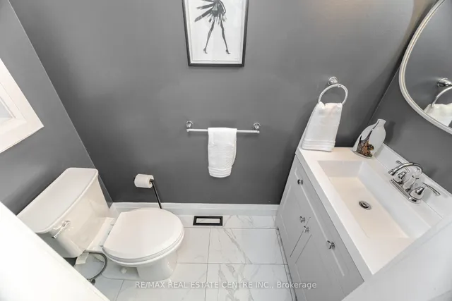 Additional image 31 of 1587 Dewberry Cres