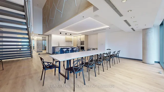 Additional image 38 of 281 Mutual St Unit 1506