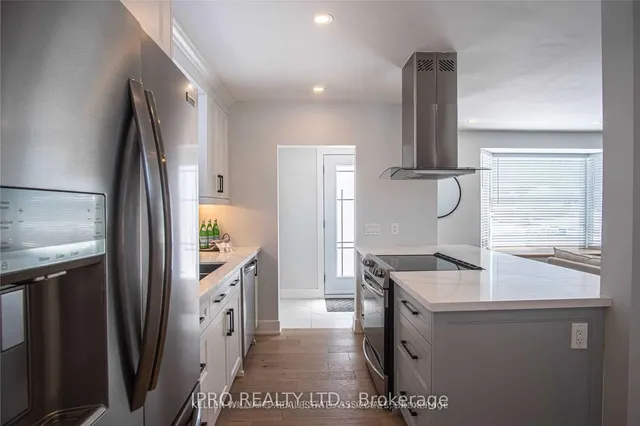 Additional image 4 of 289 Elmwood Cres