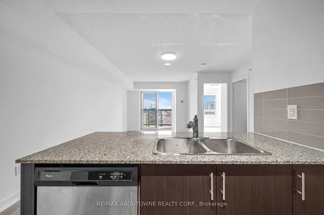 Additional image 26 of 1410 Dupont St Unit 1105