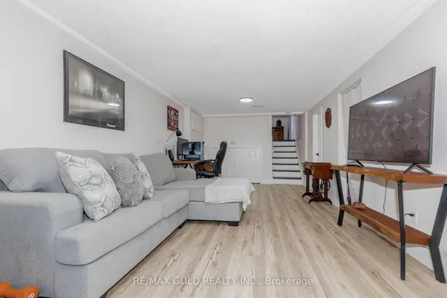 Additional image 38 of 37 Brookdale Cres