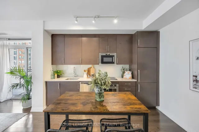 Additional image 12 of 460 Adelaide St Unit 705