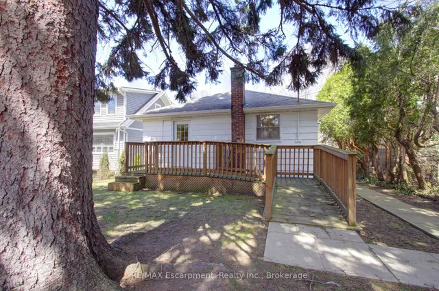 Additional image 35 of 1060 Brook View Ave