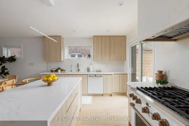 Additional image 38 of 68 Frankdale Ave