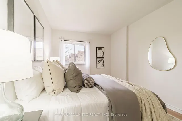 Additional image 33 of 140 Ling Rd Unit 101