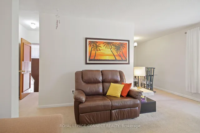 Additional image 8 of 4 Sundance Cres