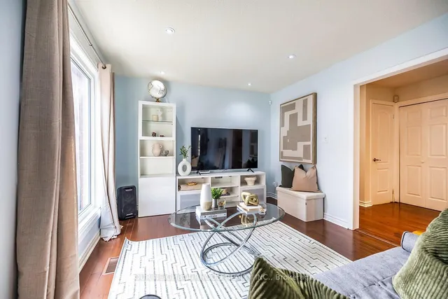 Additional image 7 of 87 Flamingo Cres