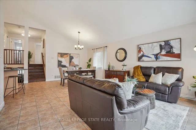 Additional image 14 of 32 Sonoma Lane