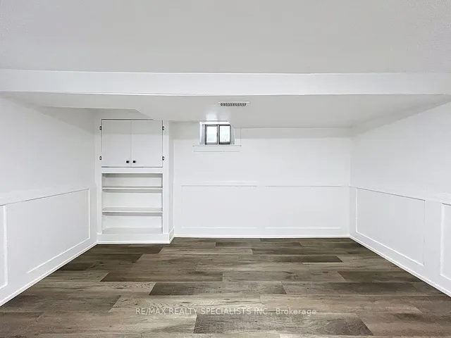 Additional image 41 of 169 Lappin Ave