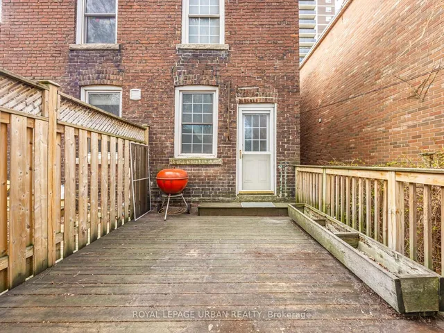 Additional image 16 of 28 Eastmount Ave