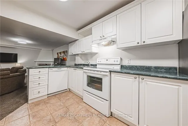 Additional image 41 of 6 Windmill Pl