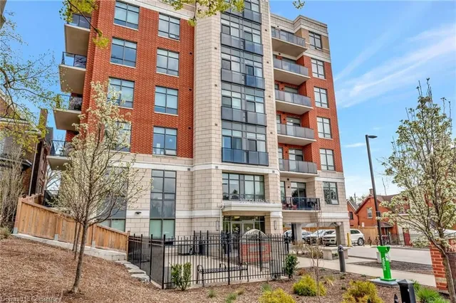 Additional image 25 of 399 Queen St Unit 217