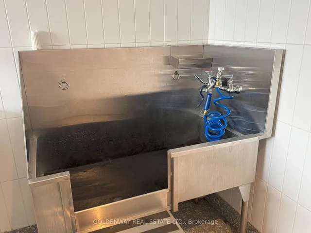 Additional image 23 of 150 Logan Ave Unit 541