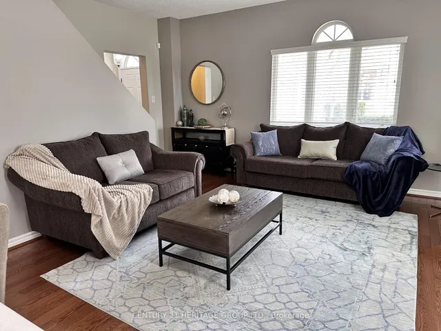 Additional image 18 of 1 Tower Gate Unit 11