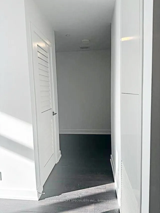 Additional image 20 of 215 Veterans Dr Unit 1202