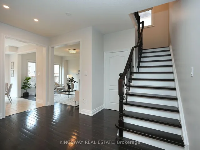 Additional image 18 of 28 Fallharvest Ave