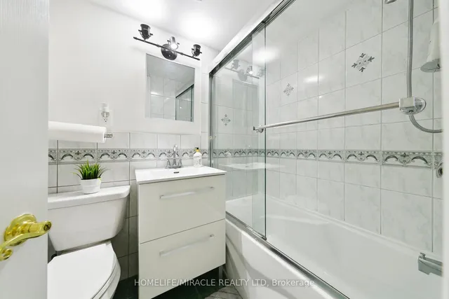 Additional image 41 of 1612 Wavell Cres