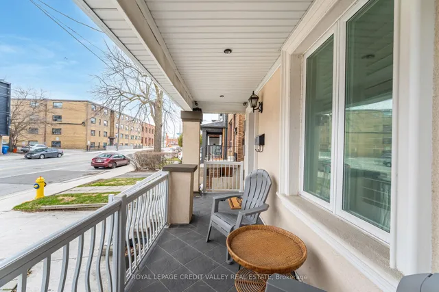 Additional image 3 of 165 Islington Ave