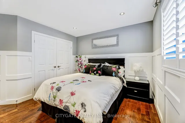 Additional image 28 of 24 Simpson Ave