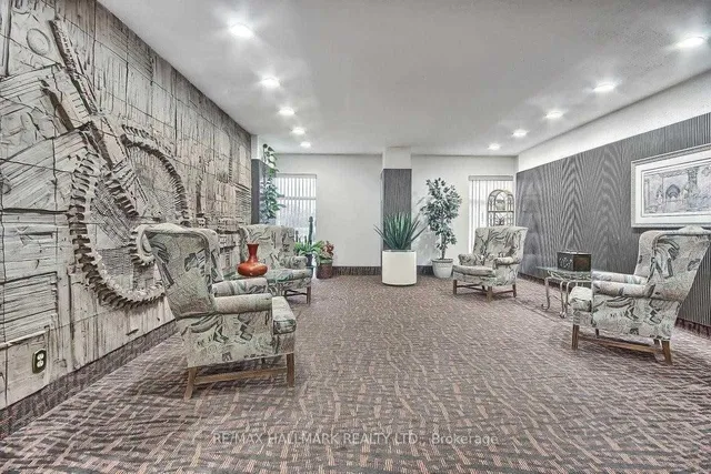 Additional image 37 of 45 Silver Springs Blvd Unit 706