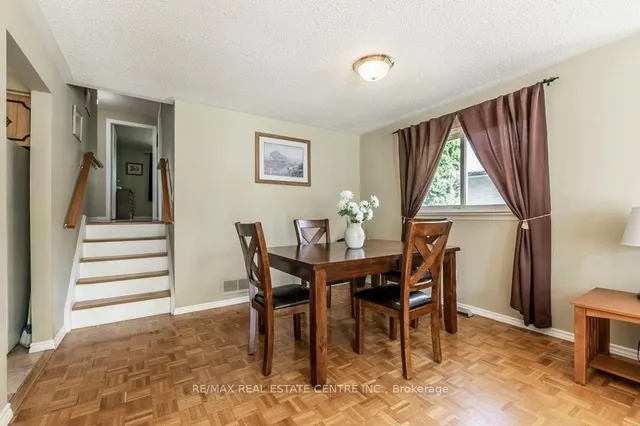 Additional image 11 of 65 Lorne Scots Dr