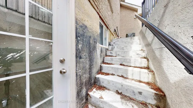 Additional image 31 of 1106 Little Cres