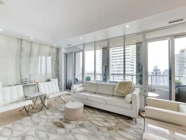 Additional image 6 of 35 Balmuto St Unit 4402