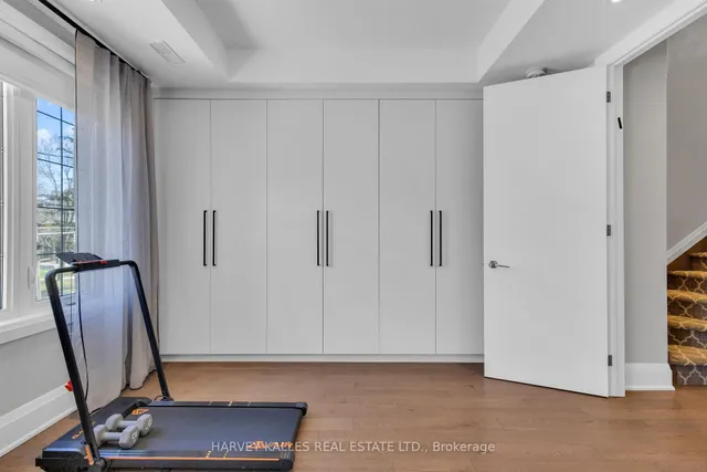 Additional image 29 of 1256 Avenue Rd