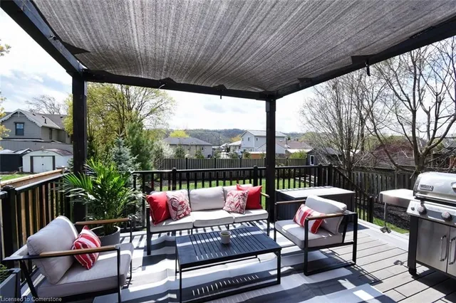 Additional image 45 of 46 Parkmanor Dr