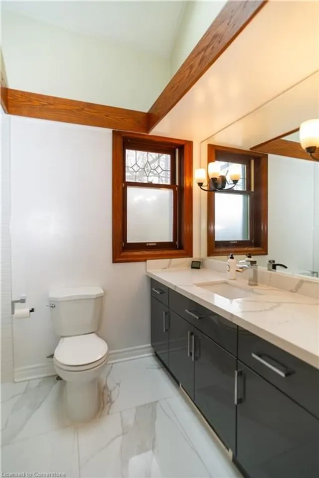 Additional image 27 of 136 Humbercrest Blvd