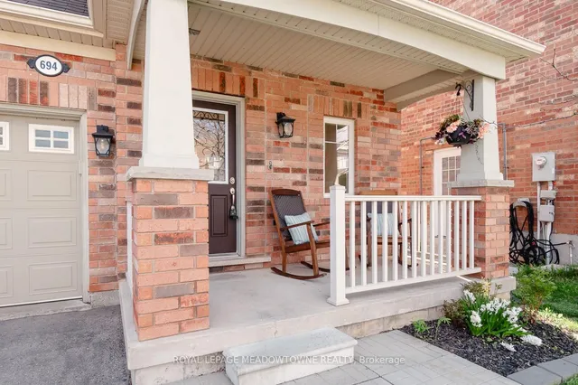 Additional image 2 of 694 Rayner Crt